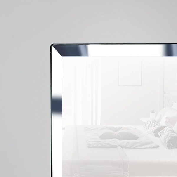 Лакобель Белый. Фацет «Серебро» (кромка на стекле 15 мм)