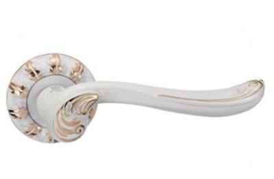 ЛАВАТЕРА E32 Белый с позолотой