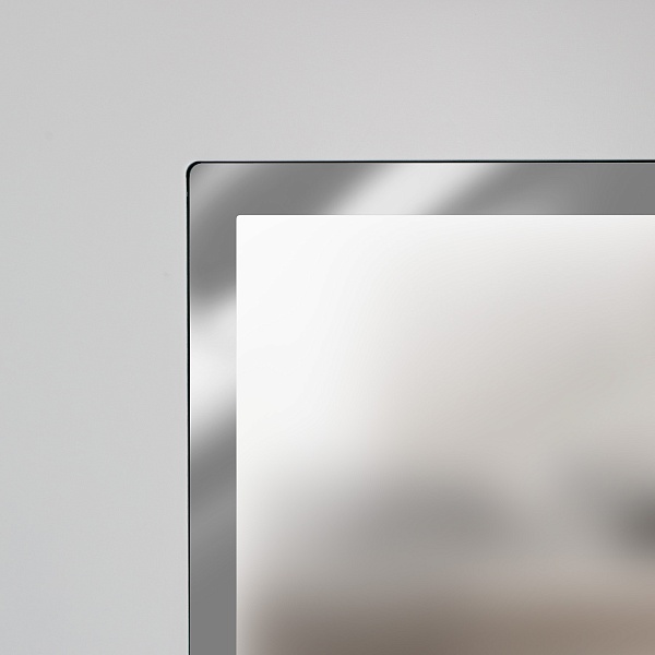 Стекло Сатин бесцветный. Кромка «Серебро» (кромка на стекле 17 мм)